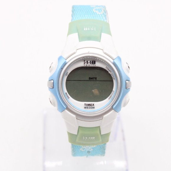 Vintage Timex Digital Watch Womens White Tone Stainless Steel Classic WR50M - Picture 1 of 8